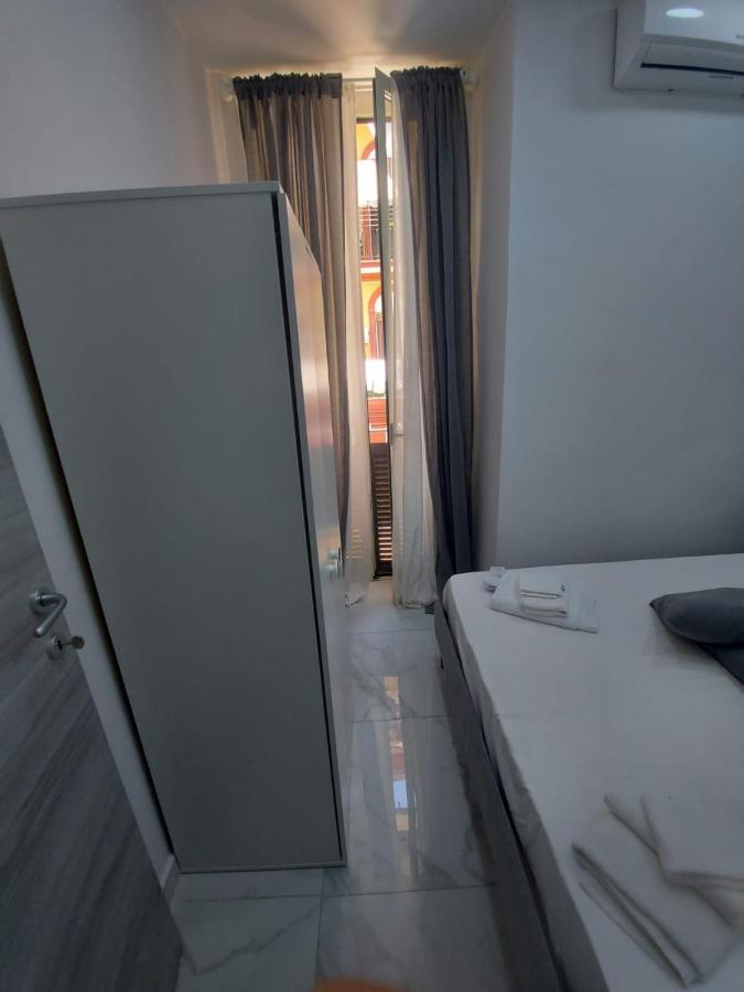 Apartment Syria House Naples